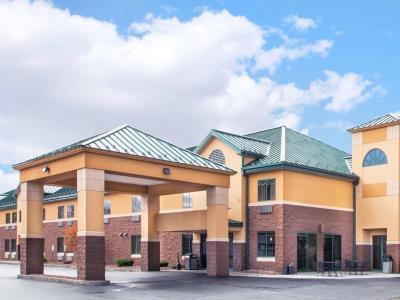 Days Inn By Wyndham Brewerton/ Syracuse Near Oneida Lake Ngoại thất bức ảnh