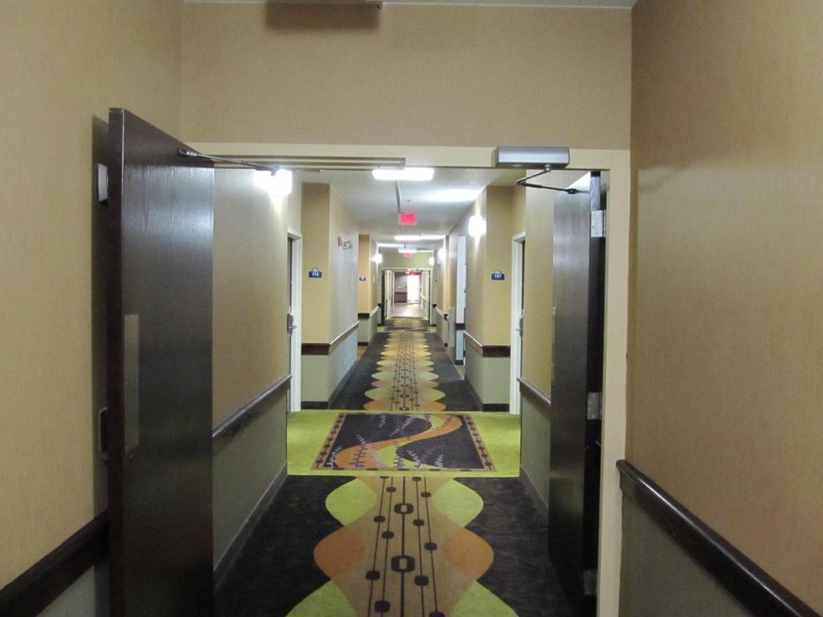 Days Inn By Wyndham Brewerton/ Syracuse Near Oneida Lake Ngoại thất bức ảnh